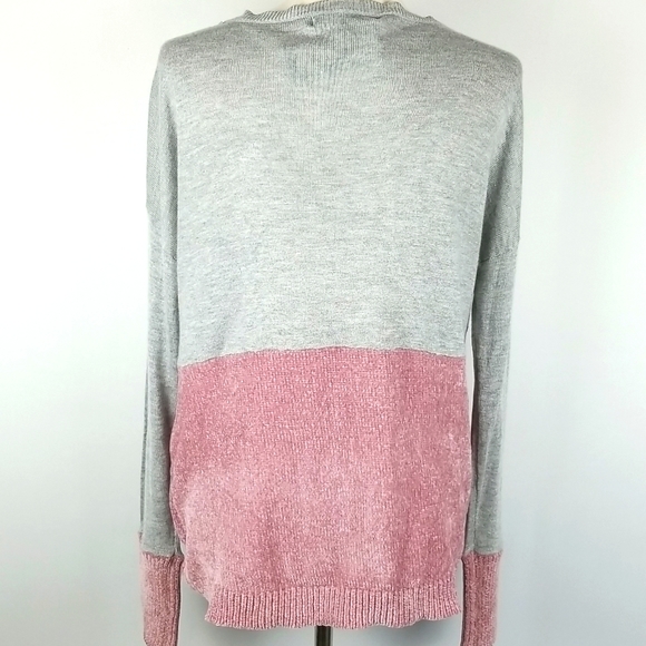 NWT Romeo & Juliete Couture Sweater Sz M NWT - Picture 4 of 8